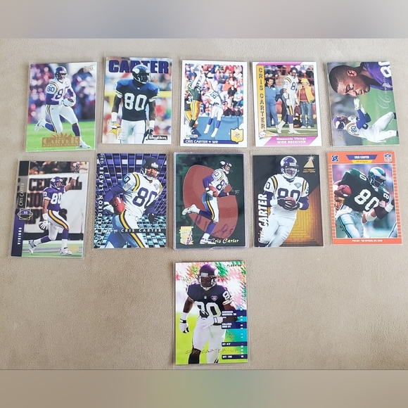 Lot Of 11 Cris Carter Football Cards - Picture 1 of 1